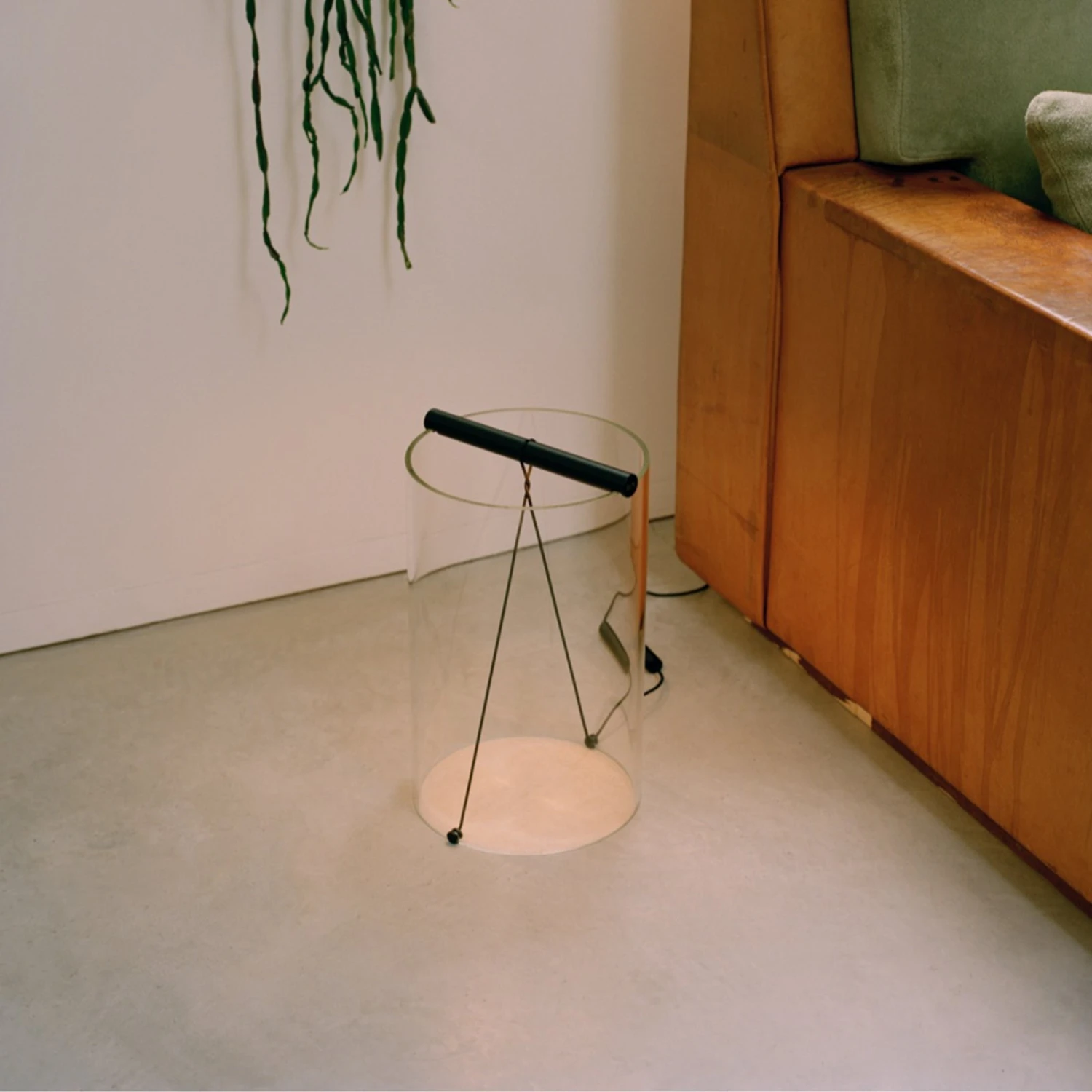 FLOS To-Tie T2 LED-Tischleuchte, Schwarz 7 FLOS To-Tie T2 LED-Tischleuchte, Schwarz – Bild 7