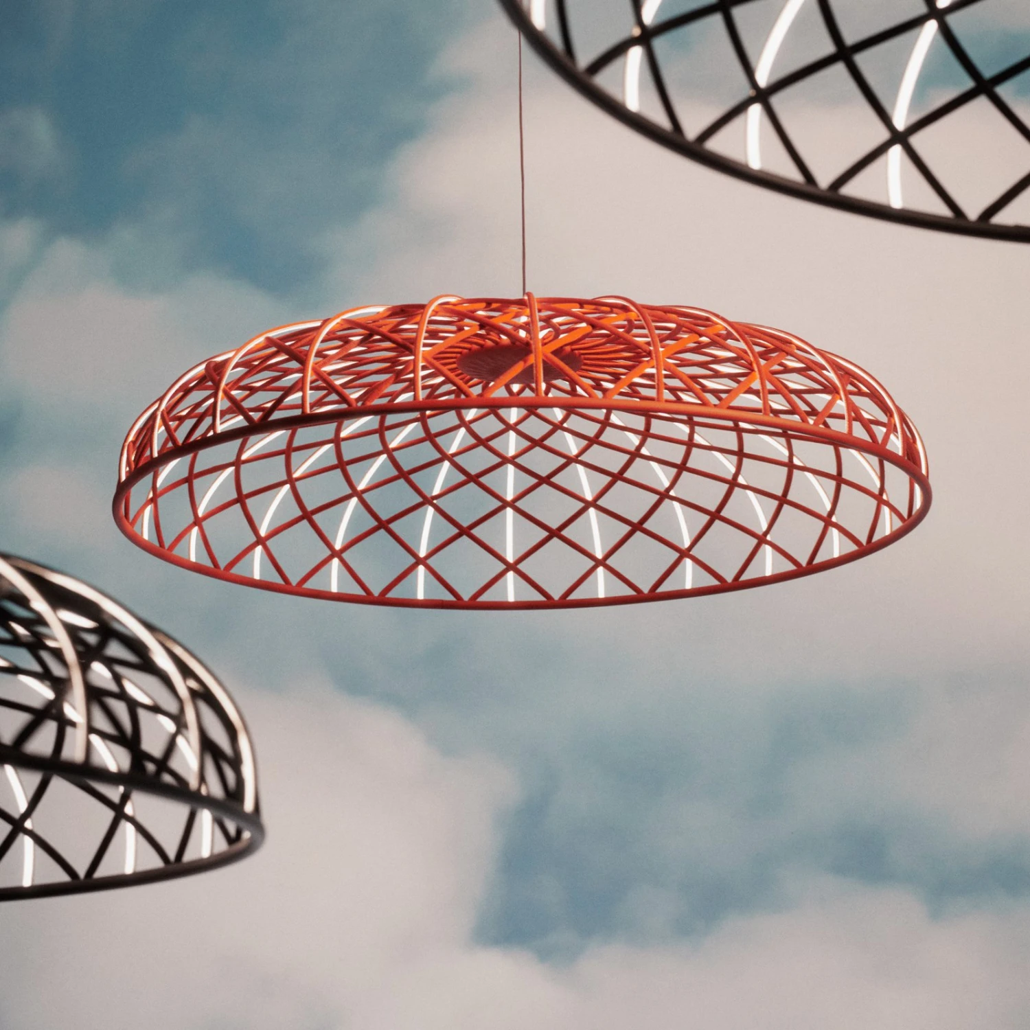 FLOS Skynest LED-Hängeleuchte, Rot 6 FLOS Skynest LED-Hängeleuchte, Rot – Bild 6