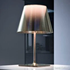 FLOS KTribe T2 Tischleuchte, Silber