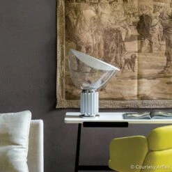 FLOS Taccia Tischleuchte, Alu 7 FLOS Taccia Tischleuchte, Alu -Flos Verkaufsgeschäft 3510108 3