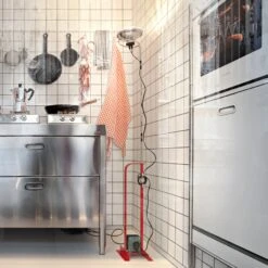 FLOS Toio - Industriedesign-Stehleuchte, Rot 7 FLOS Toio - Industriedesign-Stehleuchte, Rot -Flos Verkaufsgeschäft 3510133 2