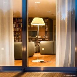 FLOS Romeo Soft F - Stehlampe M. Behaglichem Licht -Flos Verkaufsgeschäft 3510150 3