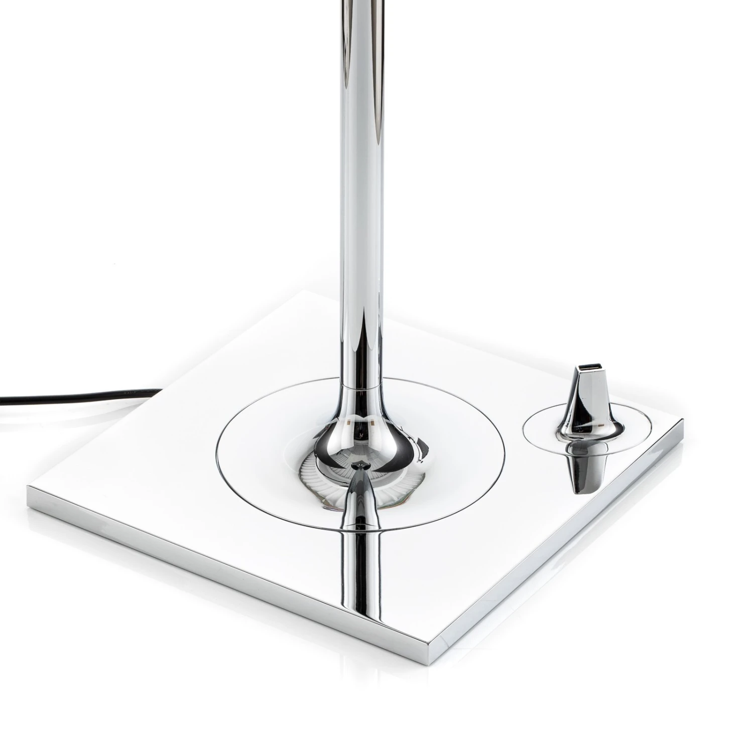 FLOS Bibliotheque Nationale Stehlampe Fumée 5 FLOS Bibliotheque Nationale Stehlampe Fumée – Bild 5