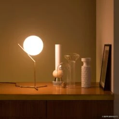 FLOS IC T1 High Tischleuchte, Messing Gebürstet 15 FLOS IC T1 High Tischleuchte, Messing Gebürstet -Flos Verkaufsgeschäft 3510294 5