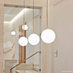 FLOS IC S2 Designer-Hängeleuchte, Messing 12 FLOS IC S2 Designer-Hängeleuchte, Messing -Flos Verkaufsgeschäft 3510300 4