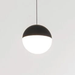 FLOS String Light Hängeleuchte, 12m Kabel, Kugel