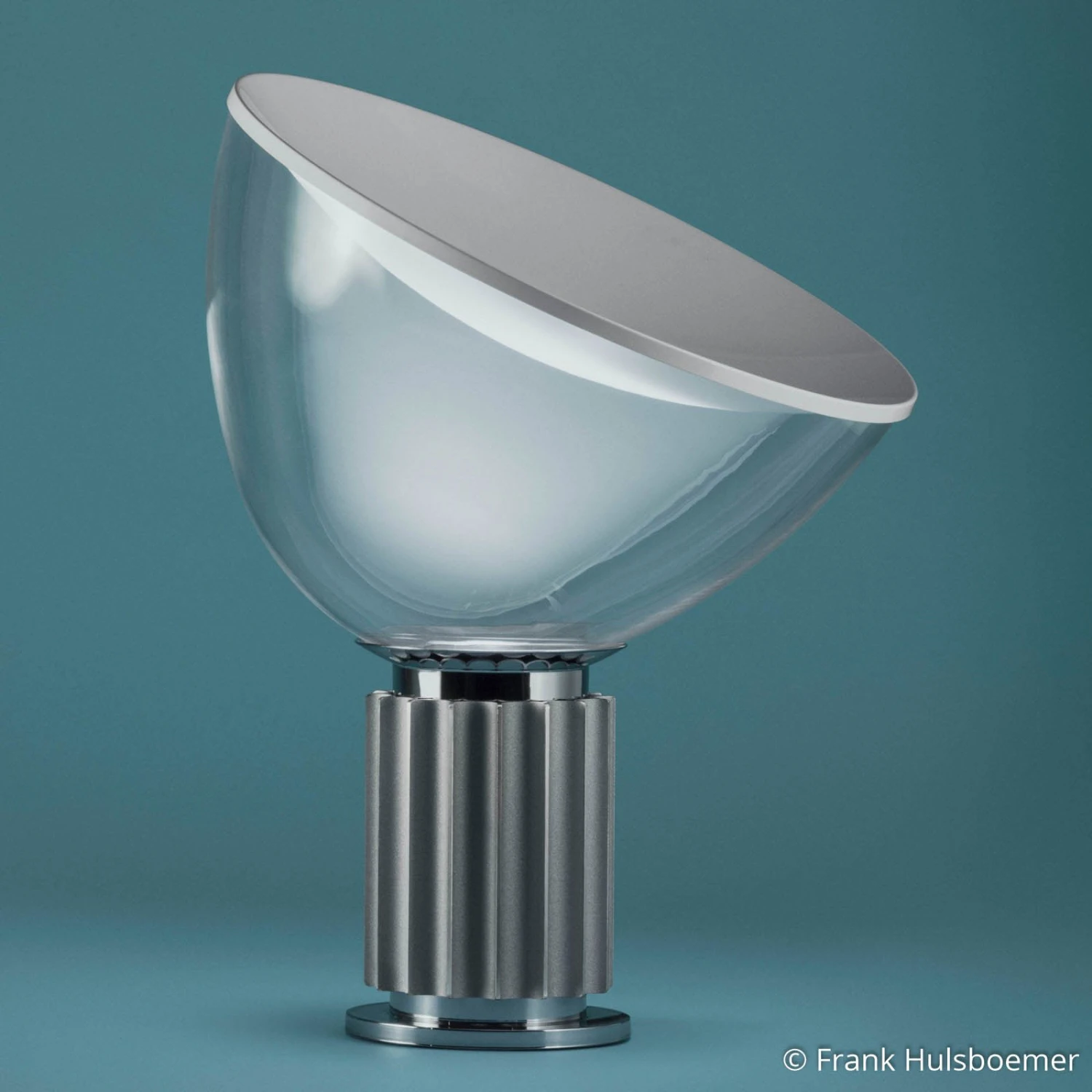 FLOS Taccia Small - LED-Tischleuchte, Schwarz 5 FLOS Taccia Small - LED-Tischleuchte, Schwarz – Bild 5