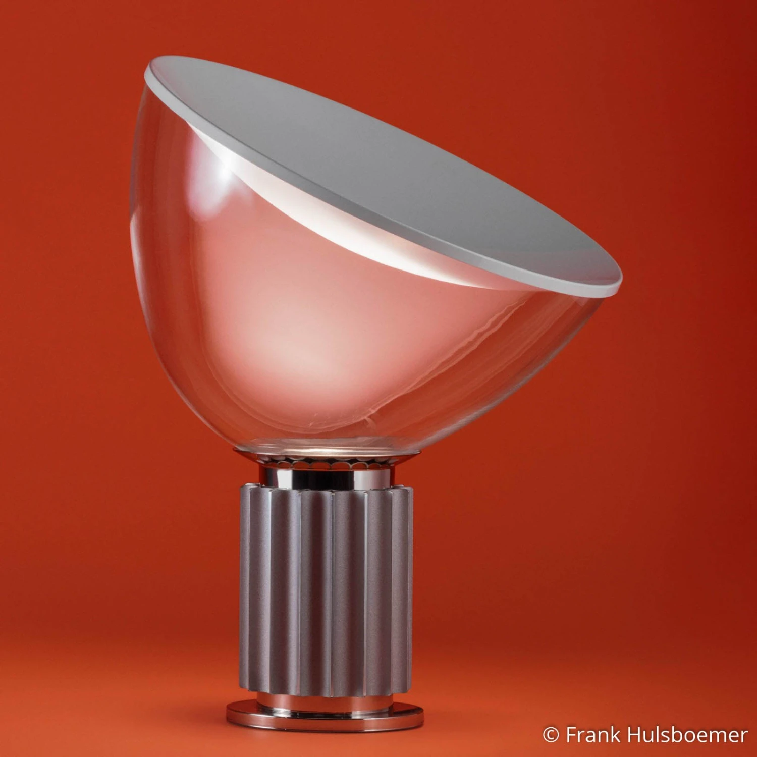 FLOS Taccia Small - LED-Tischleuchte, Schwarz 8 FLOS Taccia Small - LED-Tischleuchte, Schwarz – Bild 8