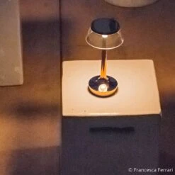 FLOS Bon Jour Unplugged LED-Tischlampe, Kupfer -Flos Verkaufsgeschäft 3510380 7