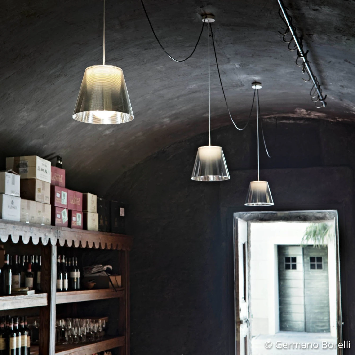 FLOS KTribe S1 Hängeleuchte, Rauchgrau 6 FLOS KTribe S1 Hängeleuchte, Rauchgrau – Bild 6