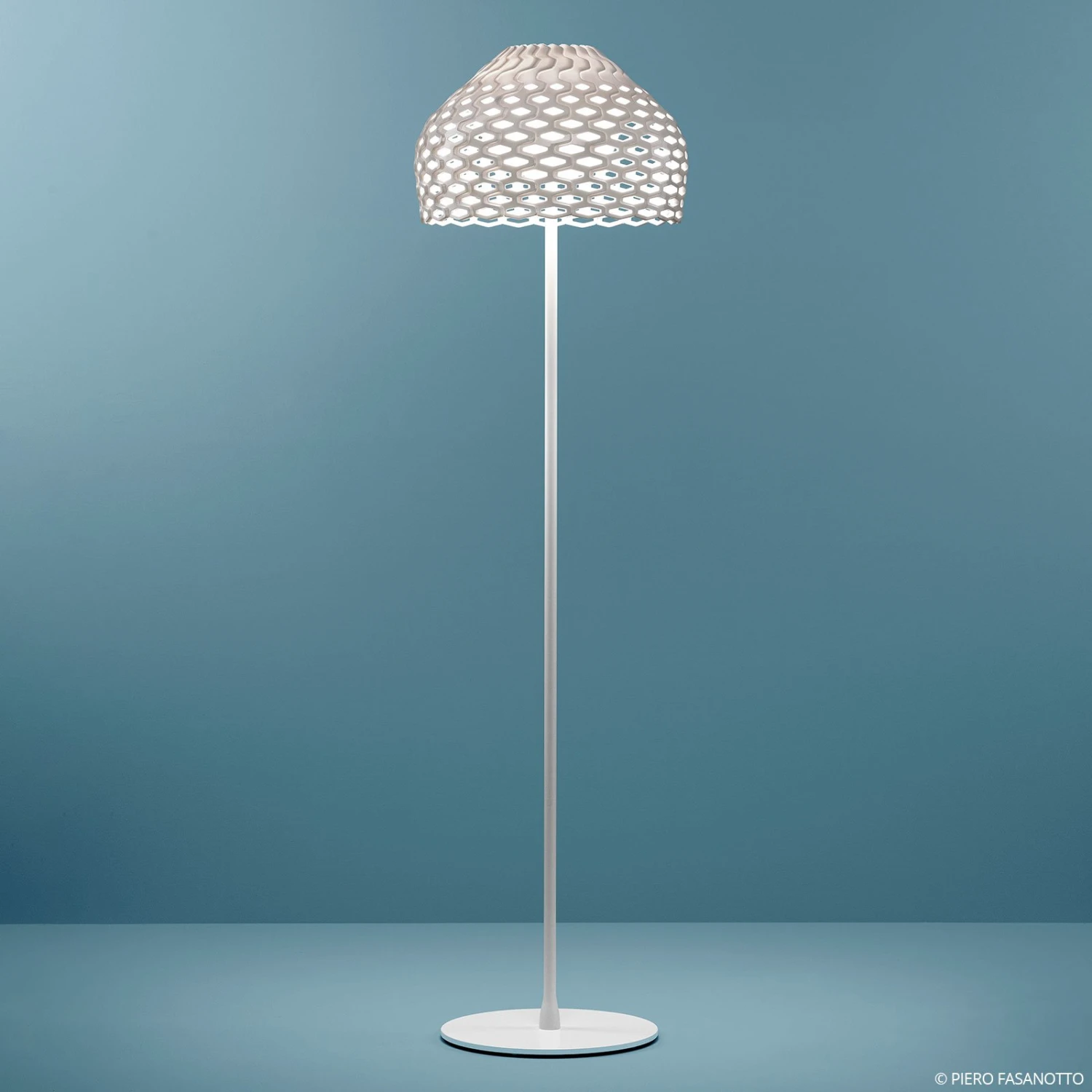 FLOS Tatou F Stehleuchte Mit Dimmer, Weiß 4 FLOS Tatou F Stehleuchte Mit Dimmer, Weiß – Bild 4