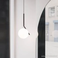 FLOS IC S2 Designer-Hängeleuchte, Schwarz Ø 30 Cm 5 FLOS IC S2 Designer-Hängeleuchte, Schwarz Ø 30 Cm -Flos Verkaufsgeschäft 3510628 2