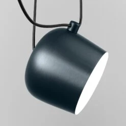 FLOS Aim Small LED-Hängeleuchte, Stahlblau