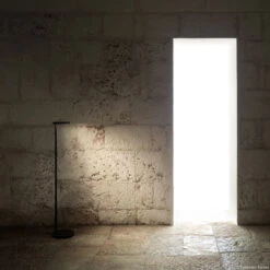 FLOS Oblique Floor LED-Stehleuchte, 927, Anthrazit 10 FLOS Oblique Floor LED-Stehleuchte, 927, Anthrazit -Flos Verkaufsgeschäft 3510939 4