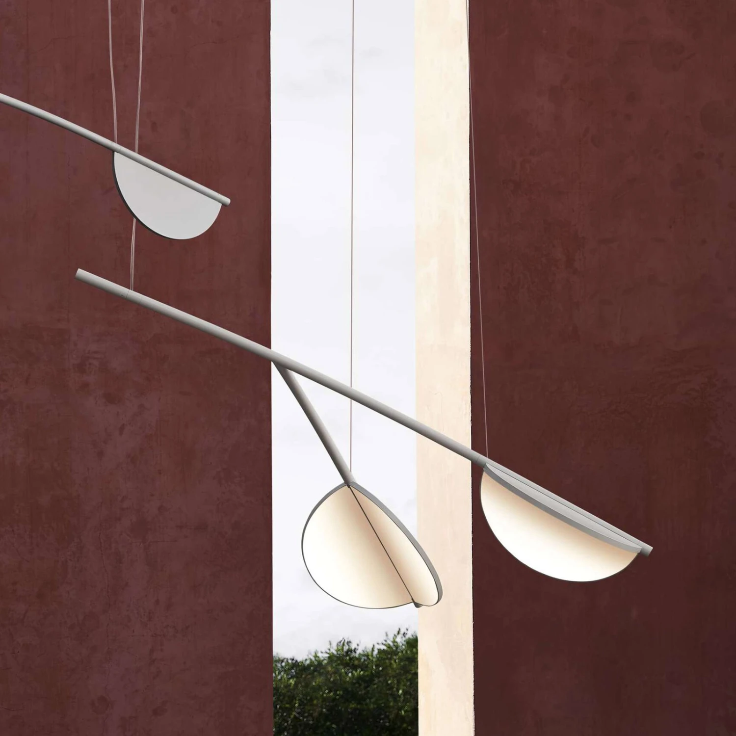 FLOS Almendra Organic Hängelampe 3fl Lang Weiß 2 FLOS Almendra Organic Hängelampe 3fl Lang Weiß – Bild 2