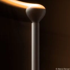 FLOS Luminator Stehleuchte, Halogen, Weiß -Flos Verkaufsgeschäft 3510996 7