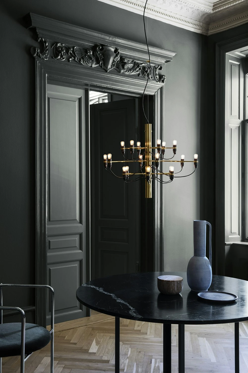 Flos 2097/18 Sarfatti Kronleuchter LED, Messing 2 Flos 2097/18 Sarfatti Kronleuchter LED, Messing – Bild 2