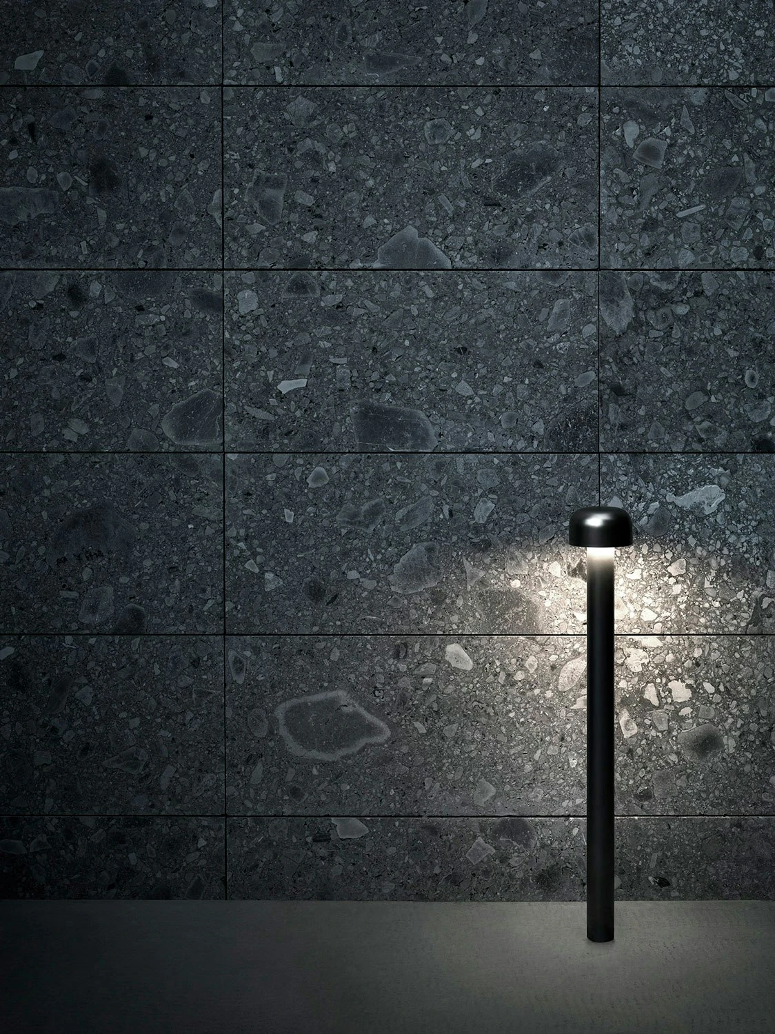 Flos Bellhop Outdoor Pollerleuchte H 380 6 Flos Bellhop Outdoor Pollerleuchte H 380 – Bild 6