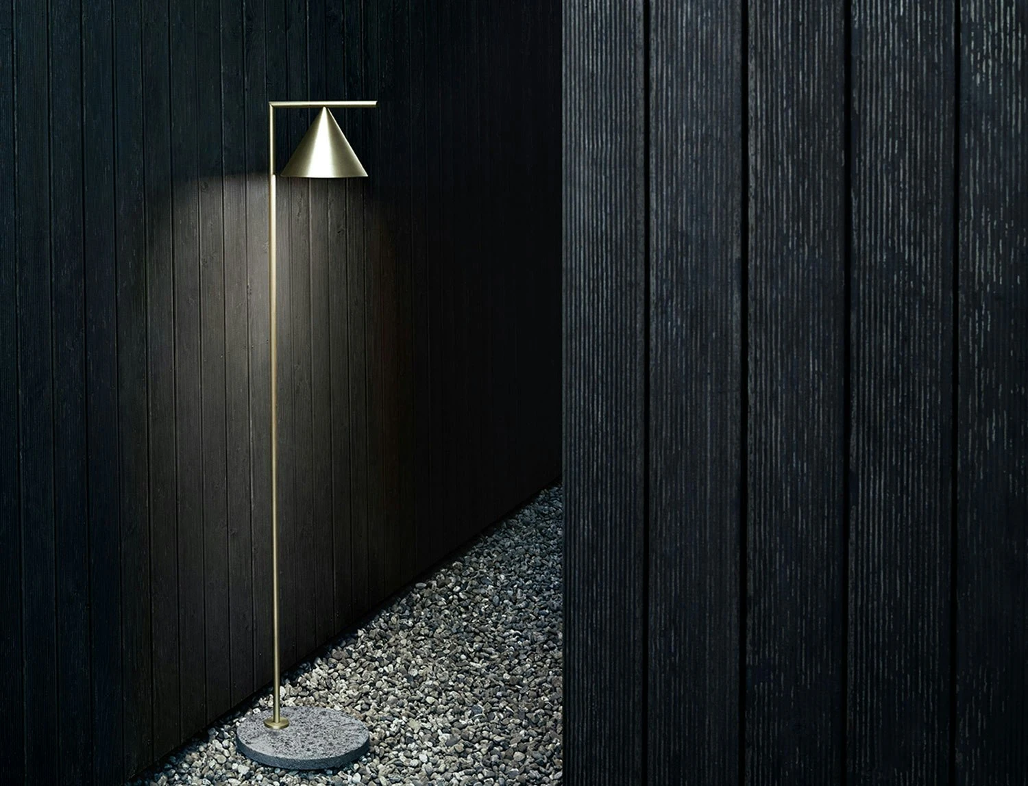 Flos Captain Flint Outdoor, Messing 4 Flos Captain Flint Outdoor, Messing – Bild 4