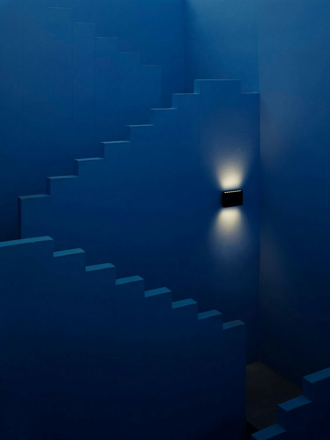 Flos Climber Up&Down 175 Wall Lamp 4 Flos Climber Up&Down 175 Wall Lamp – Bild 4