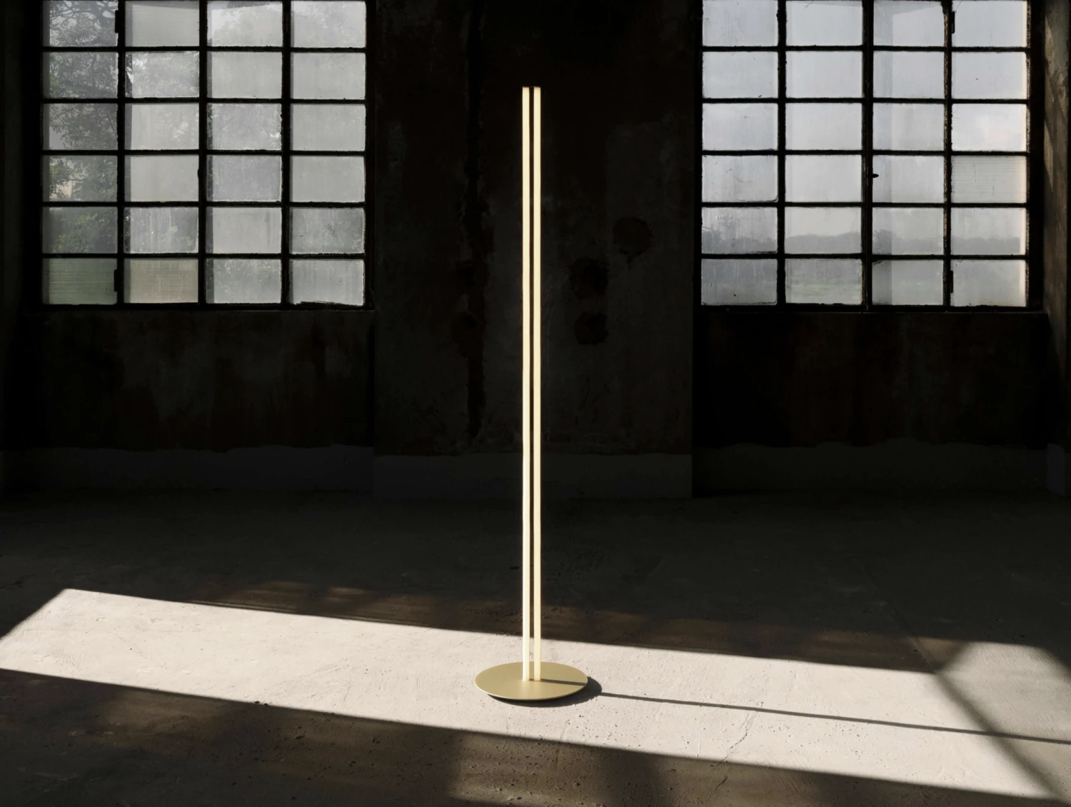 Flos Coordinates F Stehlampe, Anodized Champagne 4 Flos Coordinates F Stehlampe, Anodized Champagne – Bild 4