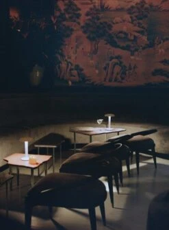 Flos Gustave Residential Tischlampe Tragbar 2700K, Mattweiß 8 Flos Gustave Residential Tischlampe Tragbar 2700K, Mattweiß -Flos Verkaufsgeschäft flos gustave residential 36