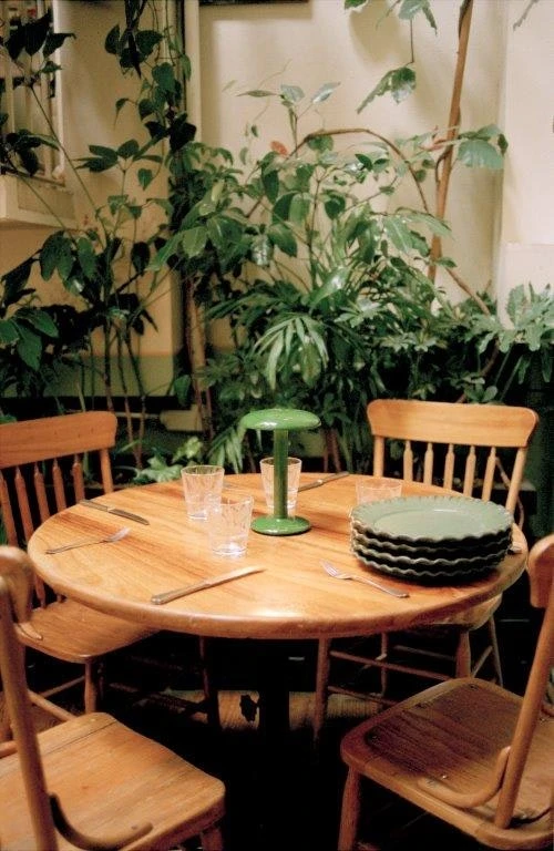 Flos Gustave Residential Tischlampe Tragbar 3000K, Grün Lackiert 5 Flos Gustave Residential Tischlampe Tragbar 3000K, Grün Lackiert – Bild 5