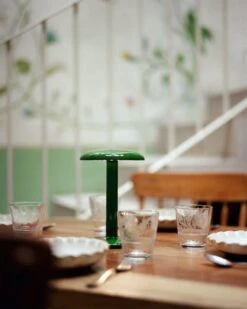 Flos Gustave Residential Tischlampe Tragbar 3000K, Grün Lackiert 11 Flos Gustave Residential Tischlampe Tragbar 3000K, Grün Lackiert -Flos Verkaufsgeschäft flos gustave residential 51