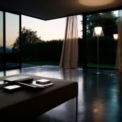 Flos Ktribe F2 Standleuchte, Transparent -Flos Verkaufsgeschäft flos ktribe f2 standleuchte silber 4 1