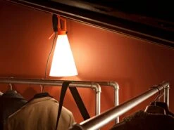 Flos Mayday Tischlampe, Orange 7 Flos Mayday Tischlampe, Orange -Flos Verkaufsgeschäft flos may day lampa orange 15