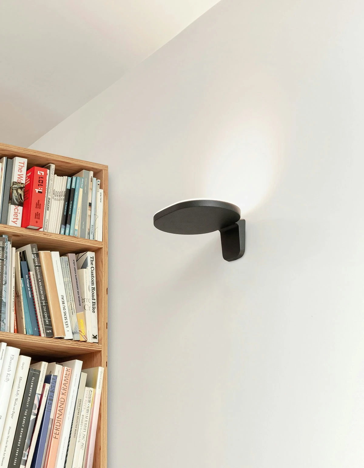 Flos Oplight W1 Wandleuchte, Satin Black 2 Flos Oplight W1 Wandleuchte, Satin Black – Bild 2