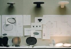 Flos Oplight W2 Wandleuchte, Satin Black -Flos Verkaufsgeschäft flos oplight w2 wall lamp 0