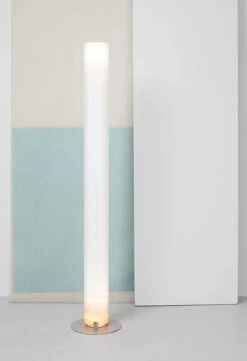 Flos Stylos Standleuchte, Silber -Flos Verkaufsgeschäft flos stylos standleuchte silber 2