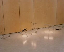 Flos To-Tie T2 Tischlampe, Eloxiert Aluminium 6 Flos To-Tie T2 Tischlampe, Eloxiert Aluminium -Flos Verkaufsgeschäft flos to tie 15