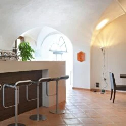 Flos Toio Standleuchte, Weiss 6 Flos Toio Standleuchte, Weiss -Flos Verkaufsgeschäft flos toio standleuchte rot 7