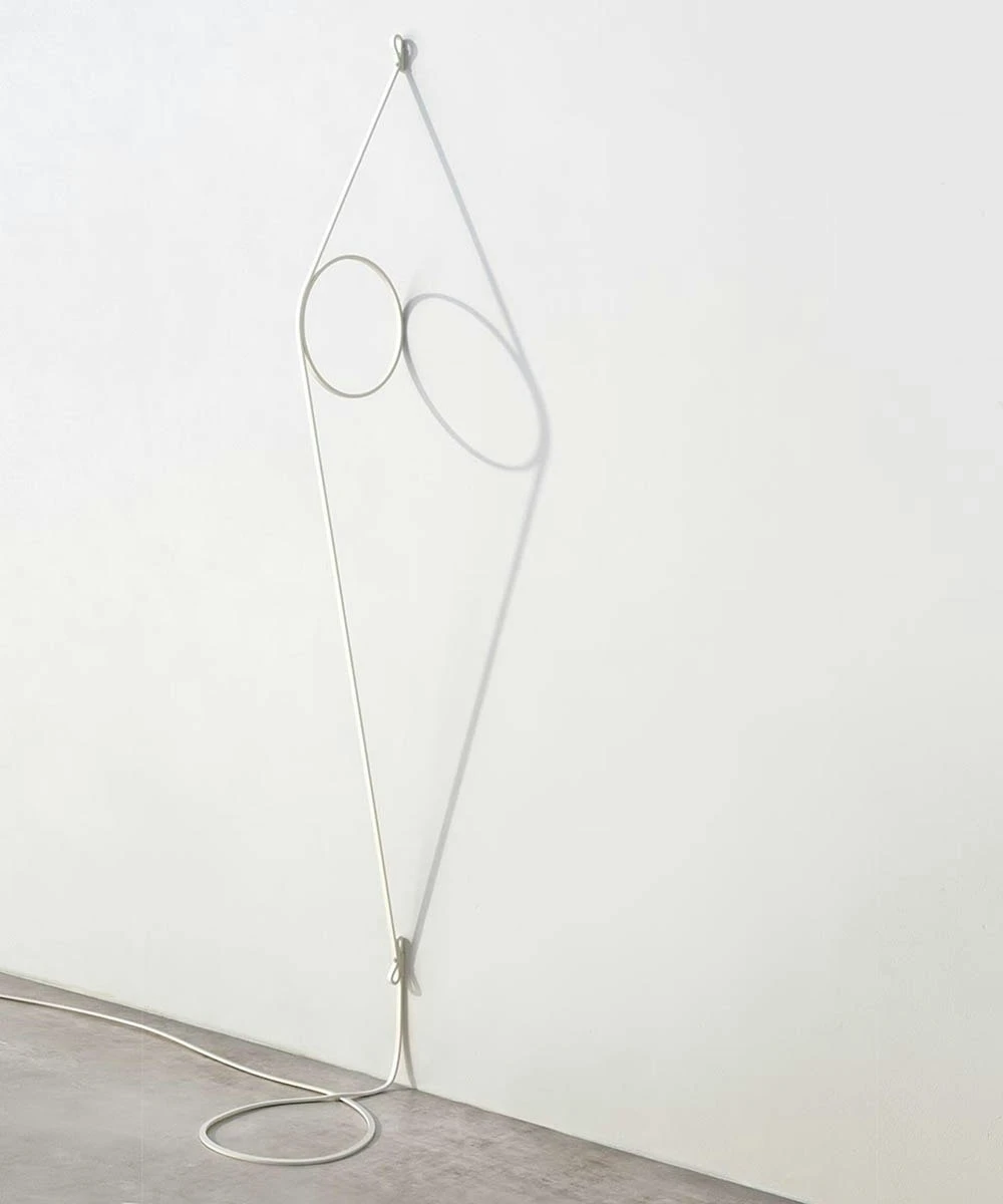Flos Wirering Wall Lamp, White Cable/White Ring 2 Flos Wirering Wall Lamp, White Cable/White Ring – Bild 2