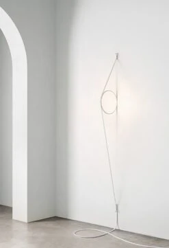 Flos Wirering Wall Lamp, White Cable/White Ring 7 Flos Wirering Wall Lamp, White Cable/White Ring -Flos Verkaufsgeschäft flos wirering wall lamp white cable 6